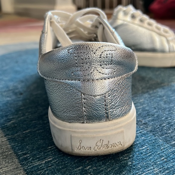 Sam Edelman metallic silver Sneakers - Picture 3 of 3